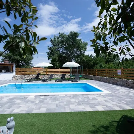 Meri Villa *